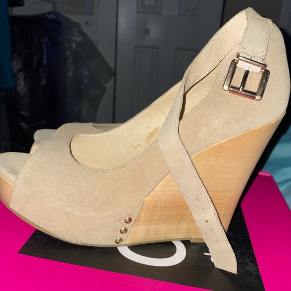 Wedges - Picture 3 of 5